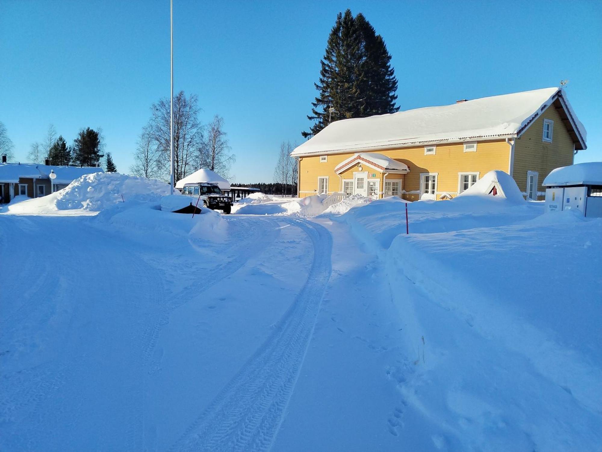 Ristijaerven Pirtti Cottage Village Ristijärvi Eksteriør bilde